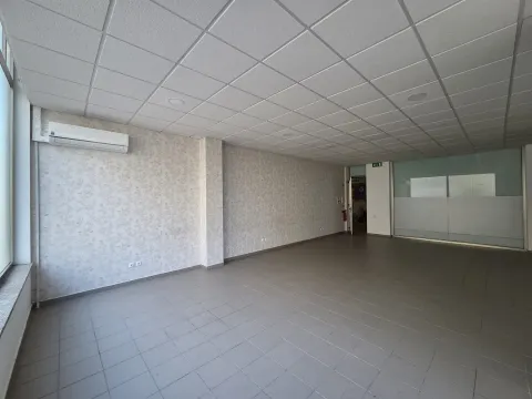 Loja comercial em Viseu