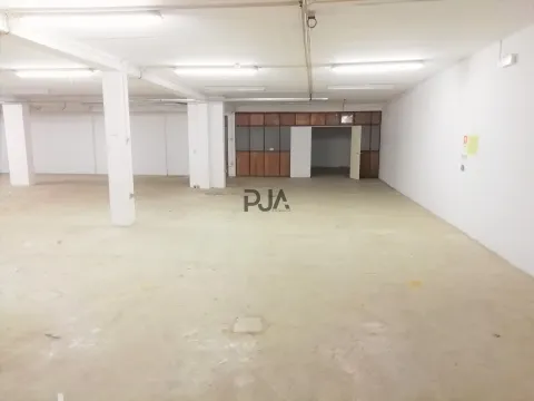Armazém para arrendar em Viseu