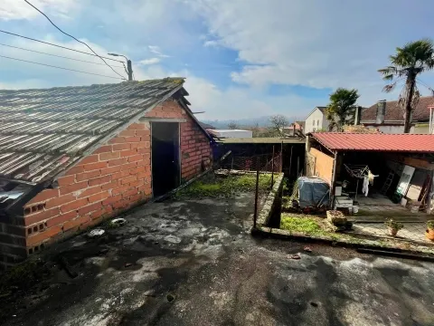 Detached house to restore T2