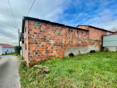 Detached house to restore T2