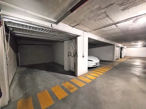 Garagem para venda em Viseu