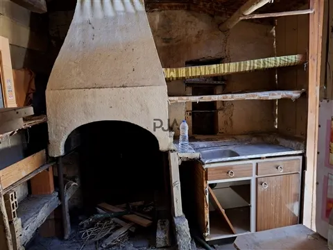 Moradia T3 com terreno em Aldeia de Casal Diz, Penalva do Castelo