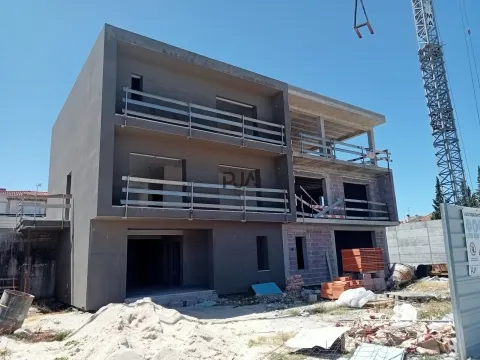 Maison jumelée 3 Chambre(s)