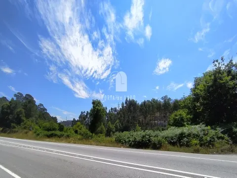 Terreno Rústico 1.958m² em Pedroso – Vila Nova de Gaia