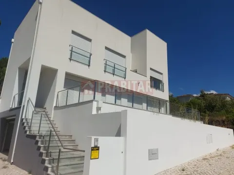 Einfamilienhaus 4+1/2 Schlafzimmer