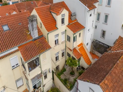 MORADIA NA RUA ANTÓNIO JOSÉ DE ALMEIDA - MONTES CLAROS -  COIMBRA