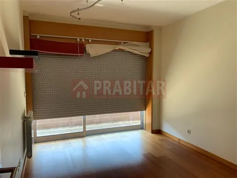 EXCELENTE APARTAMENTO T2 NA QUINTA DA VÁRZEA