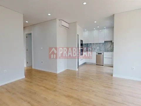 MORADIA T3 NOVA EM SANTA CLARA