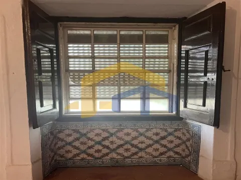 Prédio em Propriedade Total à Venda no Coração de Estremoz