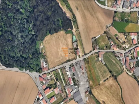 Terreno Urb. 10 Moradias