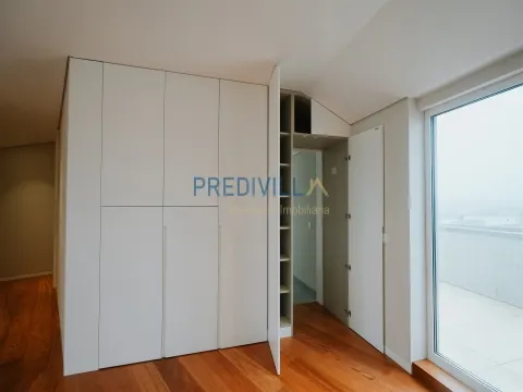 Apartamento T4 DUPLEX