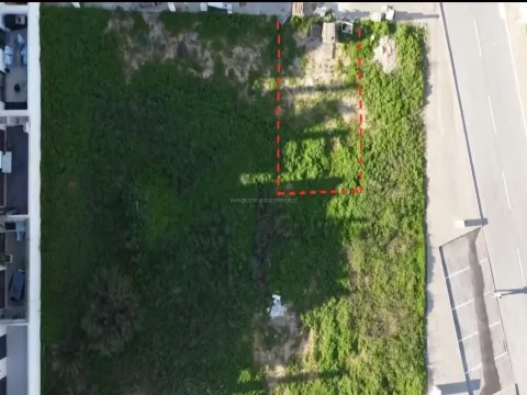 Lotto di Terreno 4 Vani