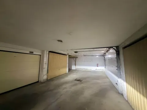 Arrenda-se Garagem na Costa, Guimarães