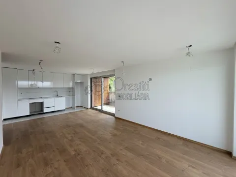 Apartamento T2 para Arrendar em Guimarães
