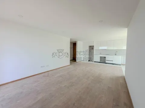 Appartamento con 2 camere da letto in affitto a Guimarães - a partire da 900 €