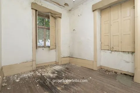 Дом для реставрации T4