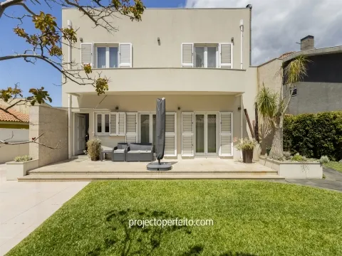 Detached house T4