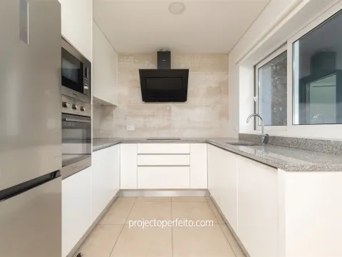 Apartment Floor Dwelling T2