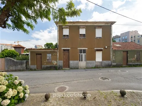 Maison 5 Chambre(s)