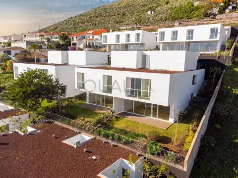 Moradia E &#124; Casas Brancas, São Martinho, Funchal