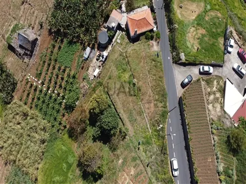 Grundstück mit genehmigtem Projekt in Canhas, Ponta do Sol