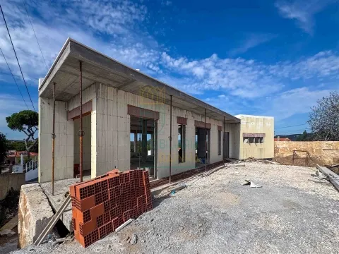Maison avec Piscine et Jardin Près des Plages