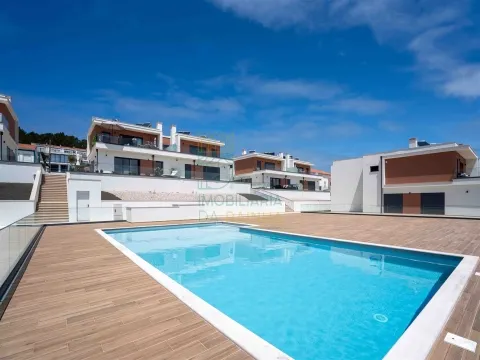 Apartamento T2 com Piscina em Salir do Porto