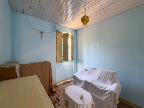 House to Renovate with Land – Cela Nova, Alcobaça