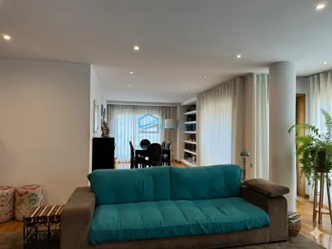 Appartement 5 Chambre(s)