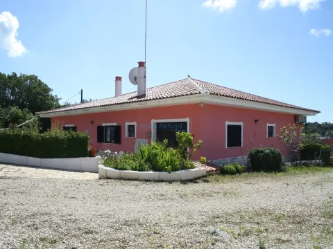 3 Schlafzimmer Villa mit Garage