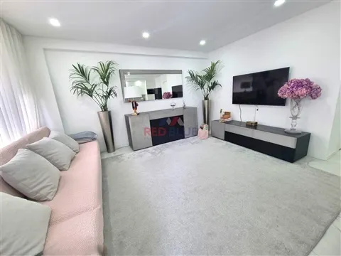 APARTAMENTO T3, VISTAS DE MAR, PÓVOA DE VARZIM