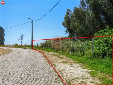 Terreno p/ construção de moradia no Alto das Torres