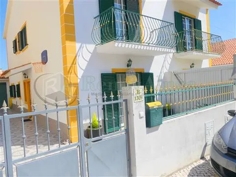 Moradia Geminada T3+1