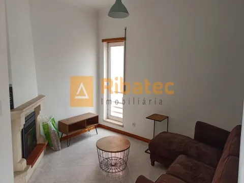 Apartamento T3 na Charneca da Caparica