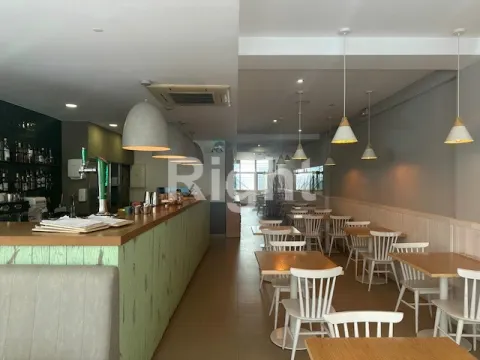 Trespasse de restaurante pleno funcionamento Picoas