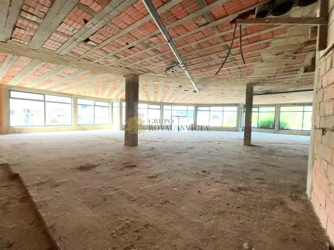  Fantástica Loja de Gaveto na Madalena – Vila Nova de Gaia