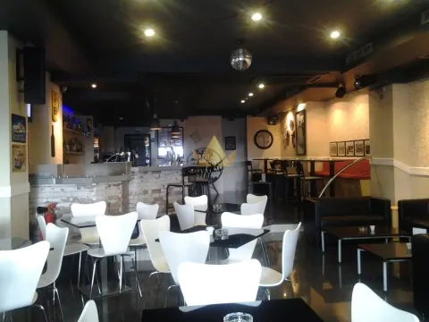 Commerciële vestiging van 120m2, in het centrum van Leiria