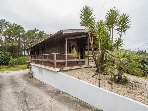 2 Two Bedroom Houses on 1,000 m² Private Land in Marinha Grande