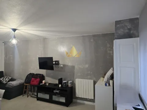 Gerenoveerde woning met 2 slaapkamers te koop in Óbidos.