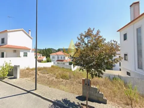 Terreno de 546m2 para Venda em Constância