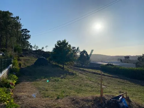   Terreno em Santo Tirso - Vila Nova do Campo