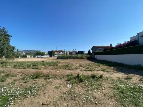 Lote de Terreno em Riba de Ave – V. N. Famalicão