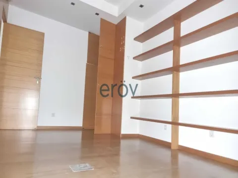 Loja para Arrendamento no Centro de Vila das Aves