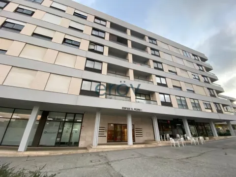 Apartamento T2 para arrendamento no Castêlo da Maia – Maia