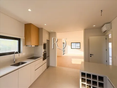 Semi-detached house T4