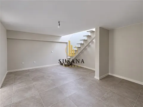 Apartamento T2+2 DUPLEX