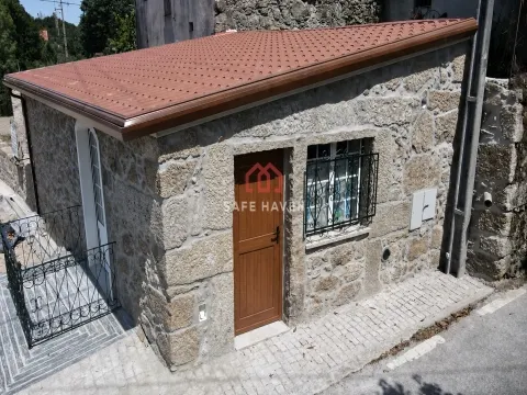 Detached house T2