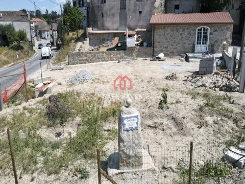 Detached house T2