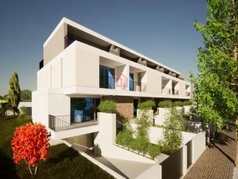 Casa a schiera 4 Vani