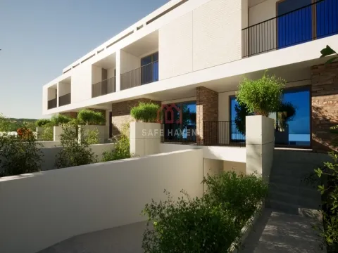 Casa a schiera 4 Vani